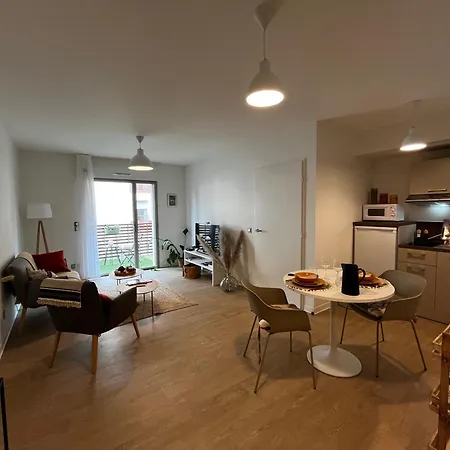 Oh Activ Tarbes Appartement Buitenkant foto